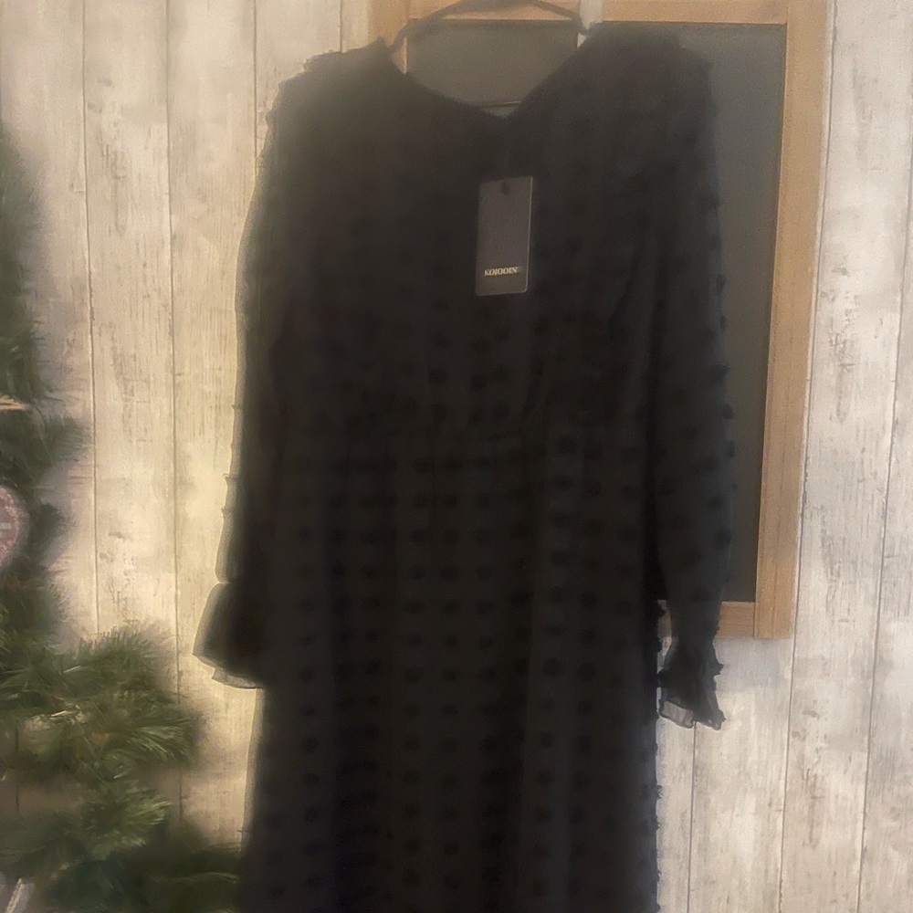 NWT Black dress mid sleeve great for spring! Size L
